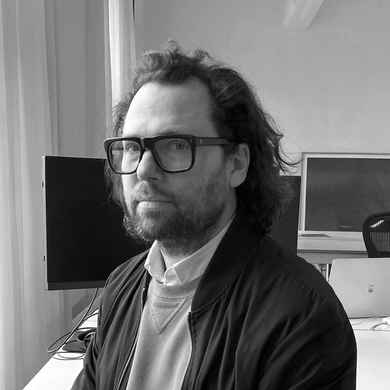 AGI Open 2023 Stuart Geddes Portrait BW 2000x2000px