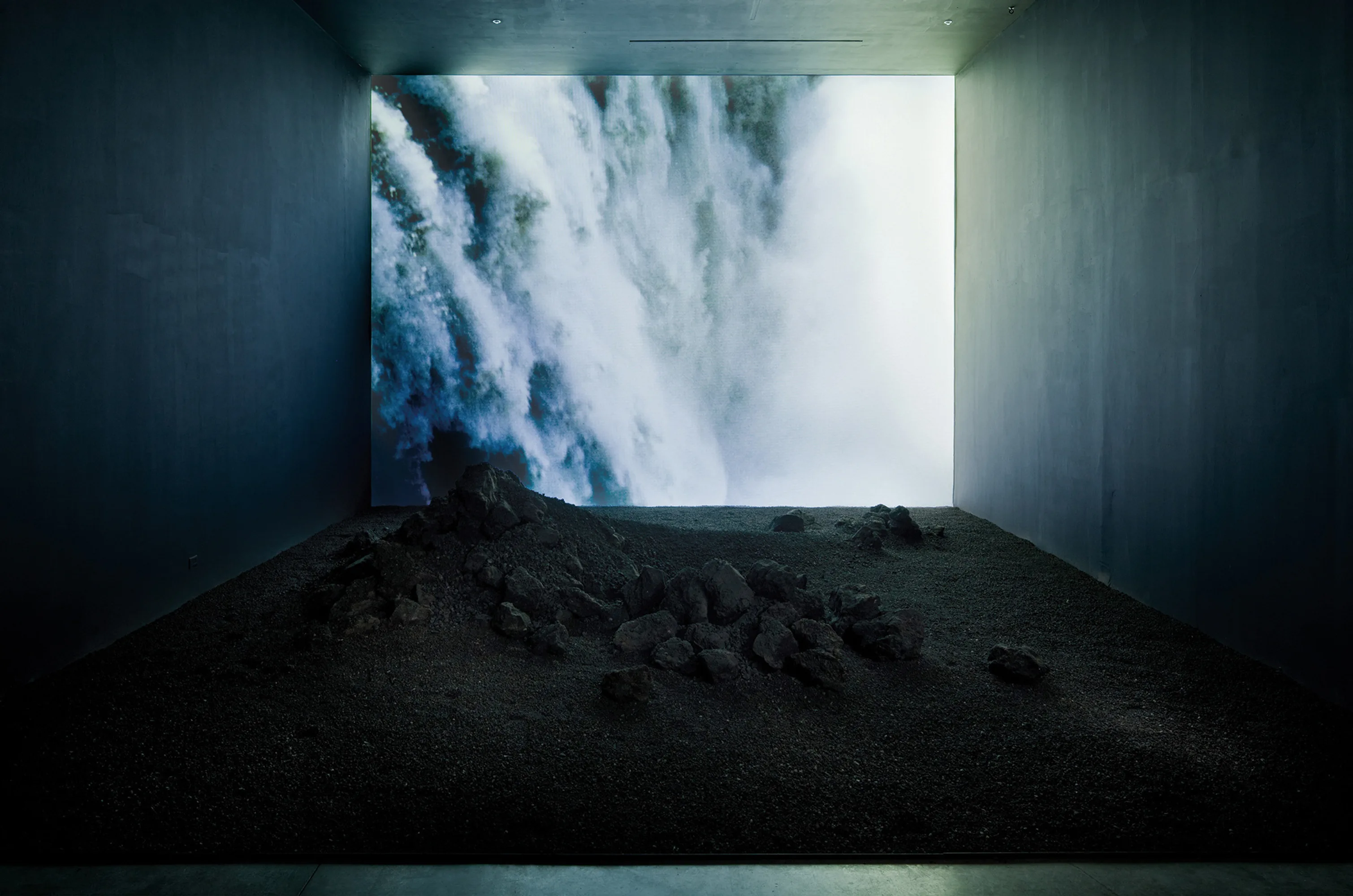 20 R Mendez AAGM FALL1 W LAVA XSM