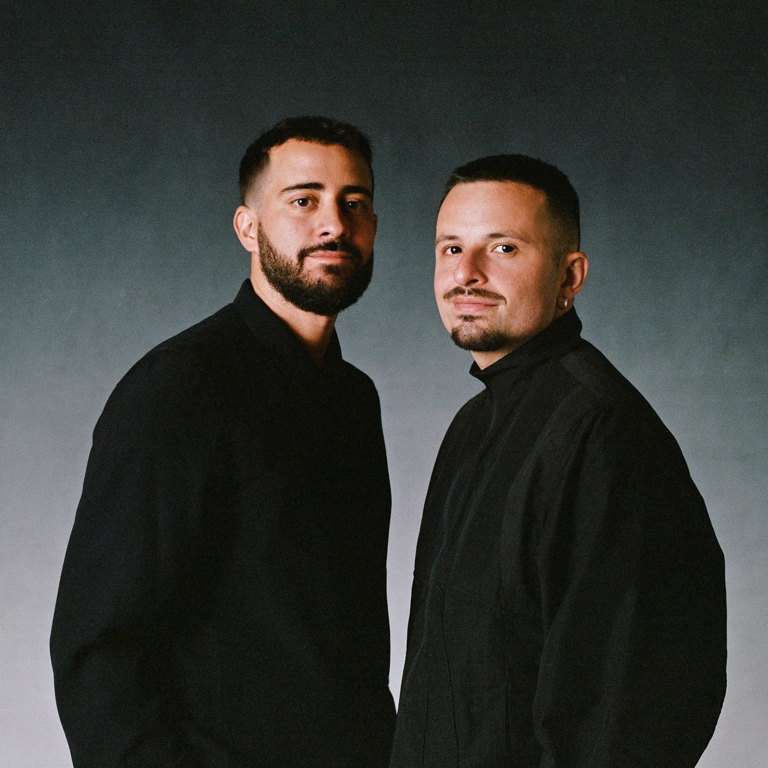 SQUARE PORTRAIT Leo Felipe