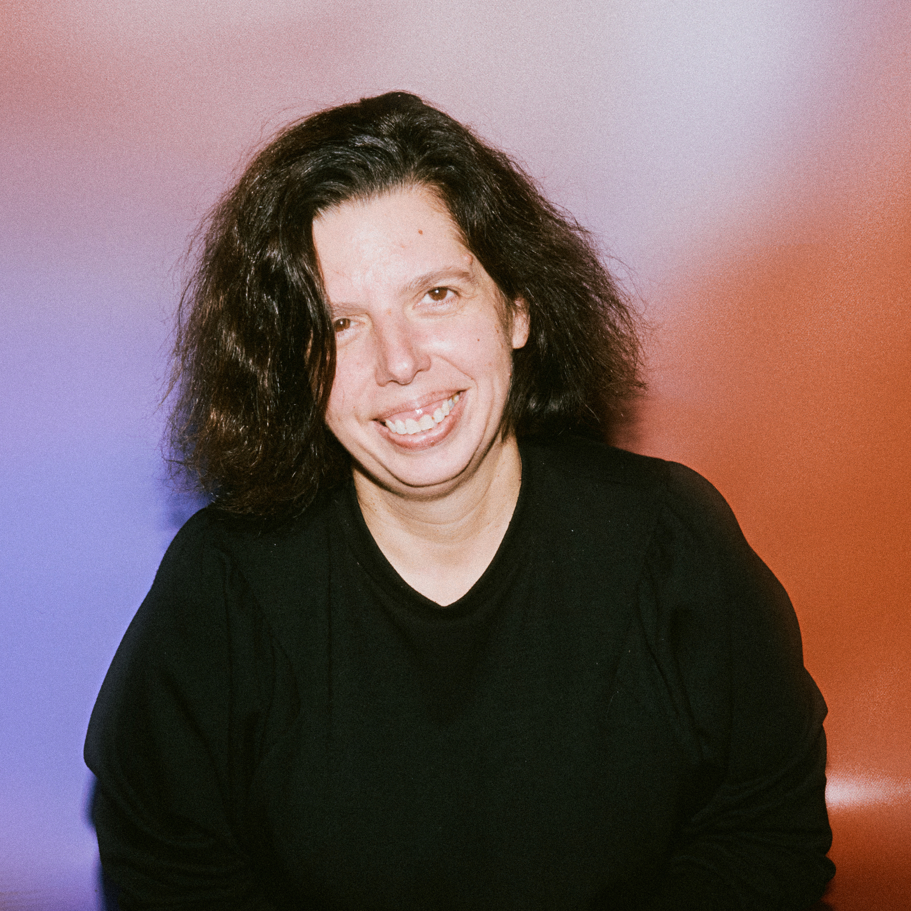 SQUARE PORTRAIT LIZA