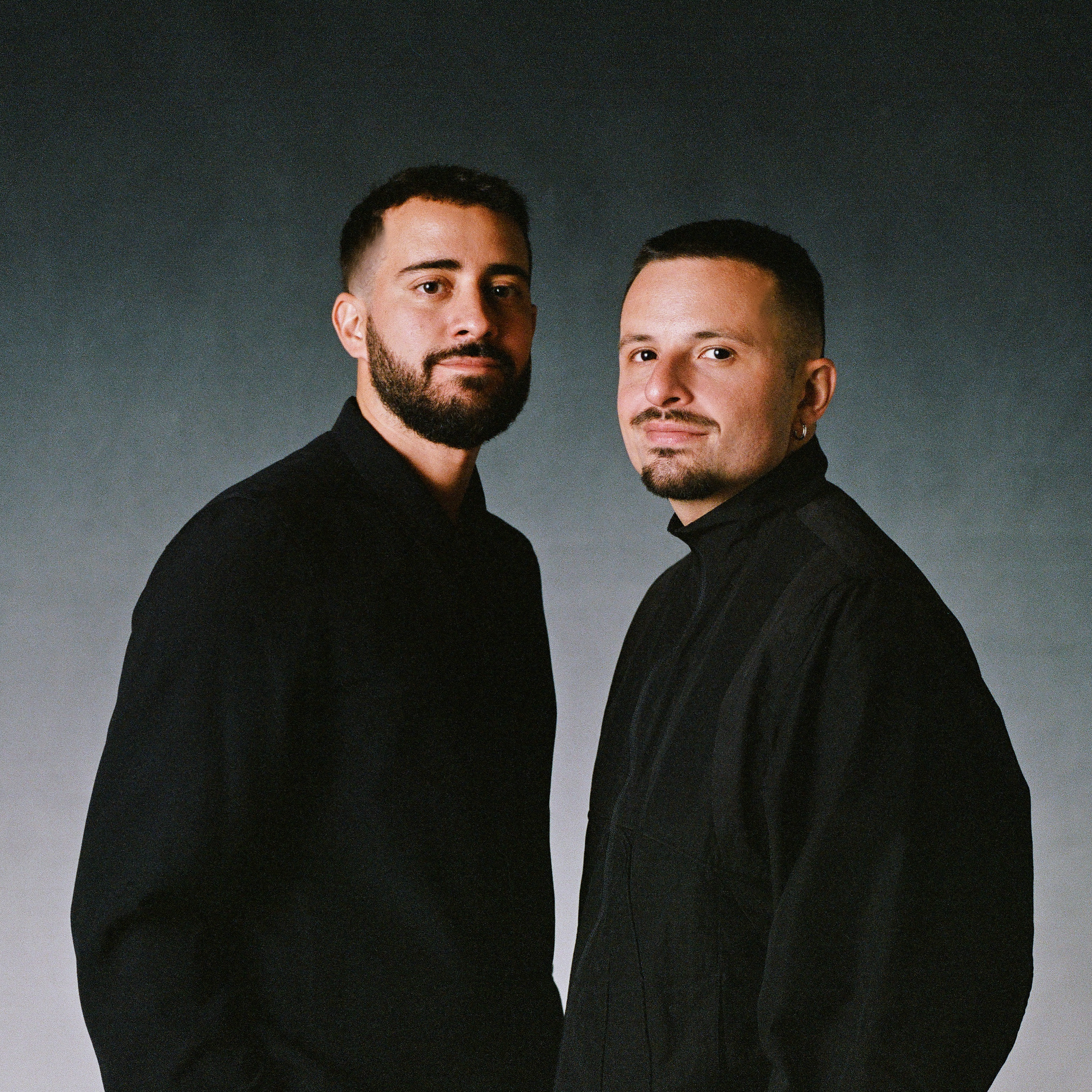 SQUARE PORTRAIT Leo Felipe